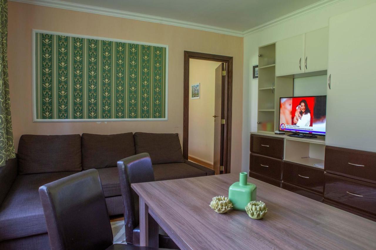 Apartments In Complex Grand Manastira Pamporovo Exterior photo